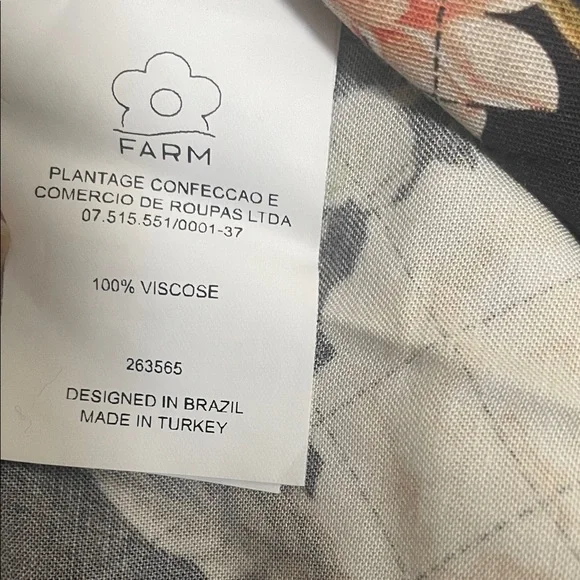 FARM Rio Multicolor Floral Design Shell - Picture 6 of 7